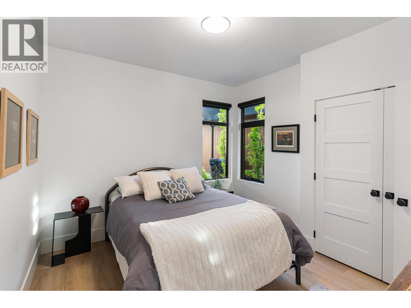 10258 Beacon Hill Drive - 39