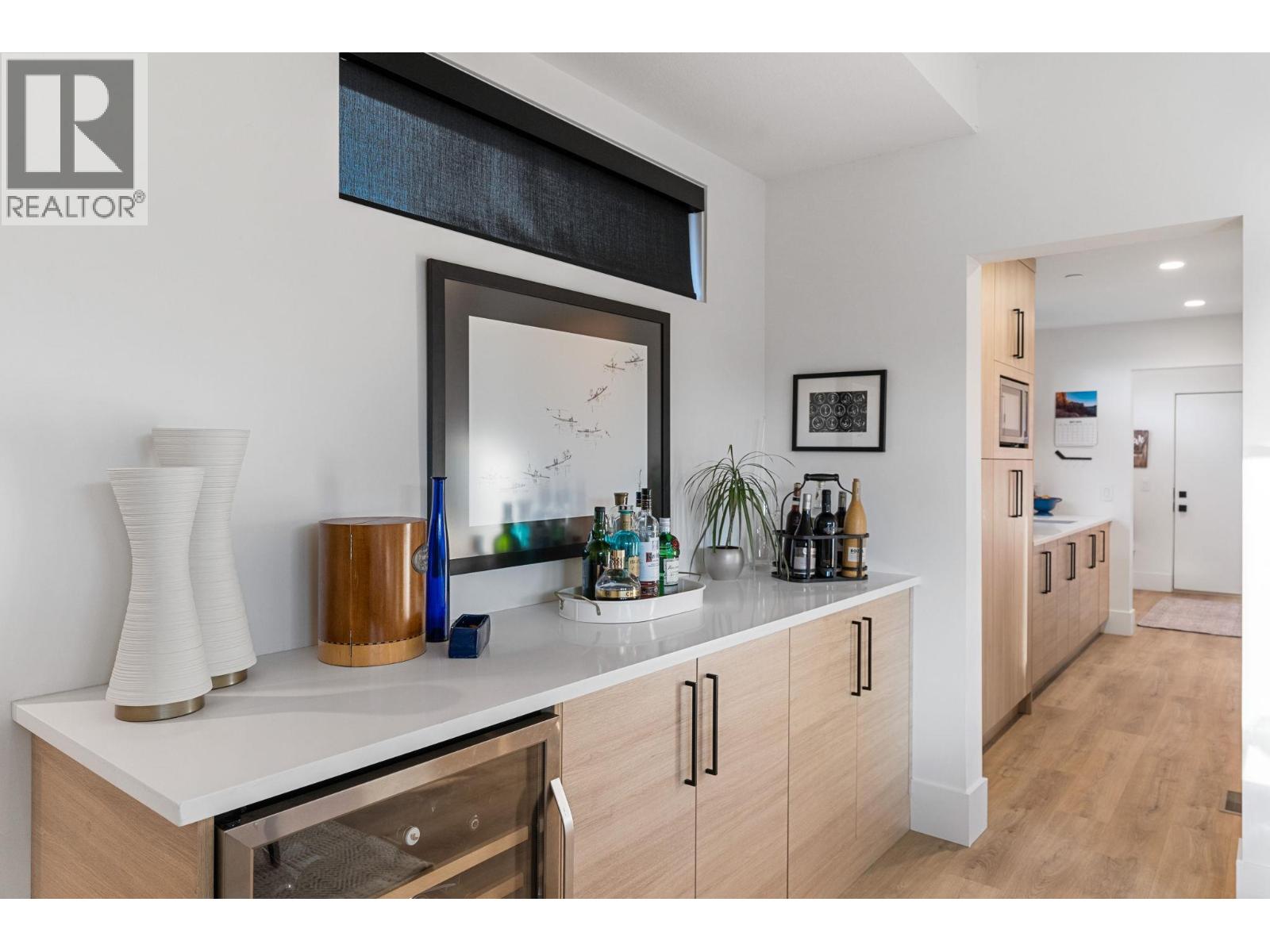 10258 Beacon Hill Drive - 22