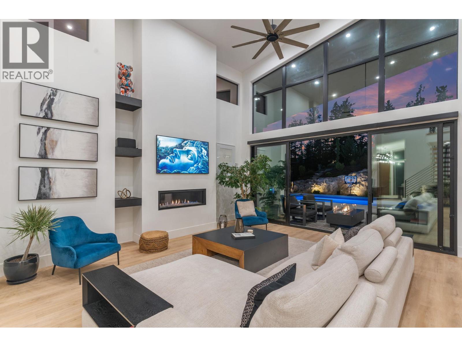 10258 Beacon Hill Drive - 13