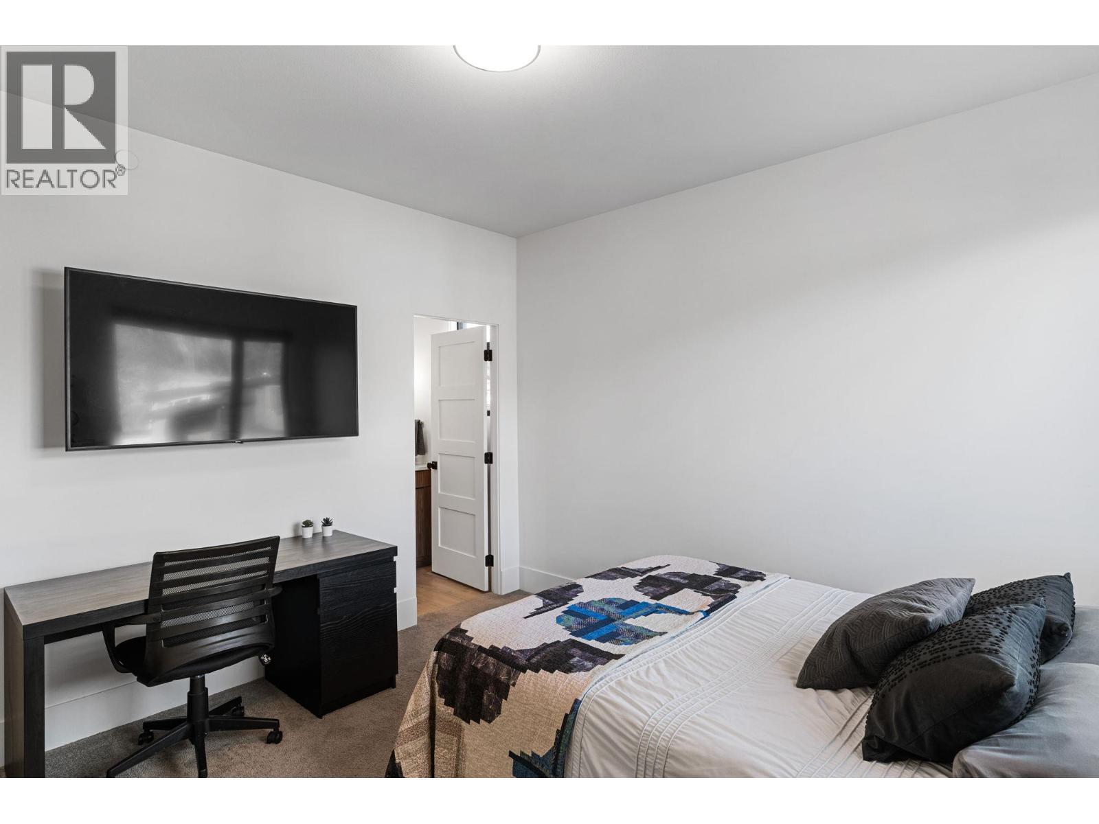 10258 Beacon Hill Drive - 43
