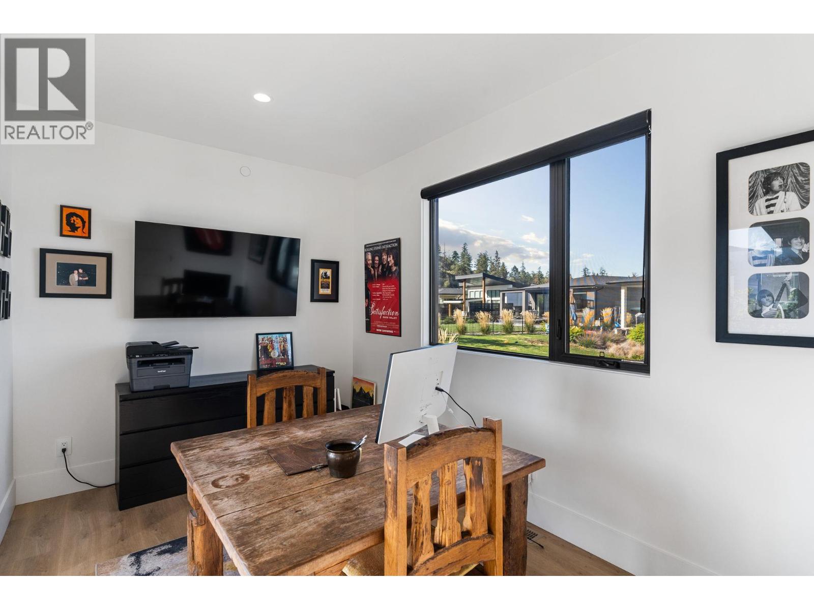 10258 Beacon Hill Drive - 48