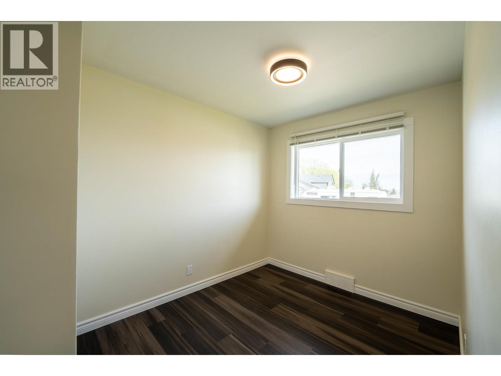 8835 103A AVENUE - 11