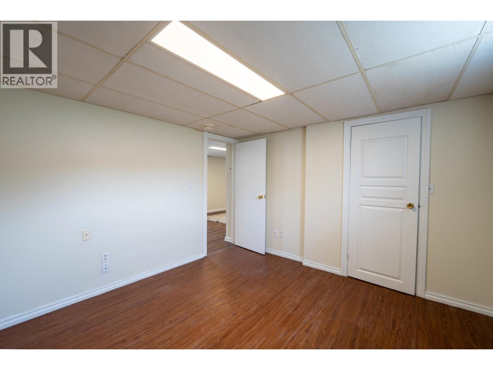8835 103A AVENUE - 21