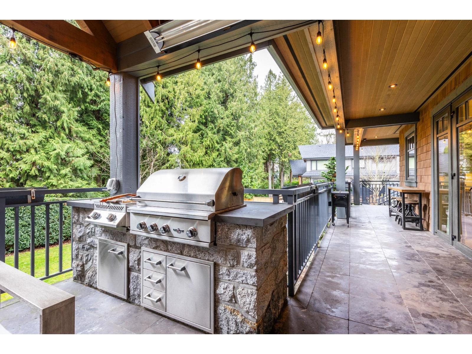 2615 DOGWOOD DRIVE, Surrey