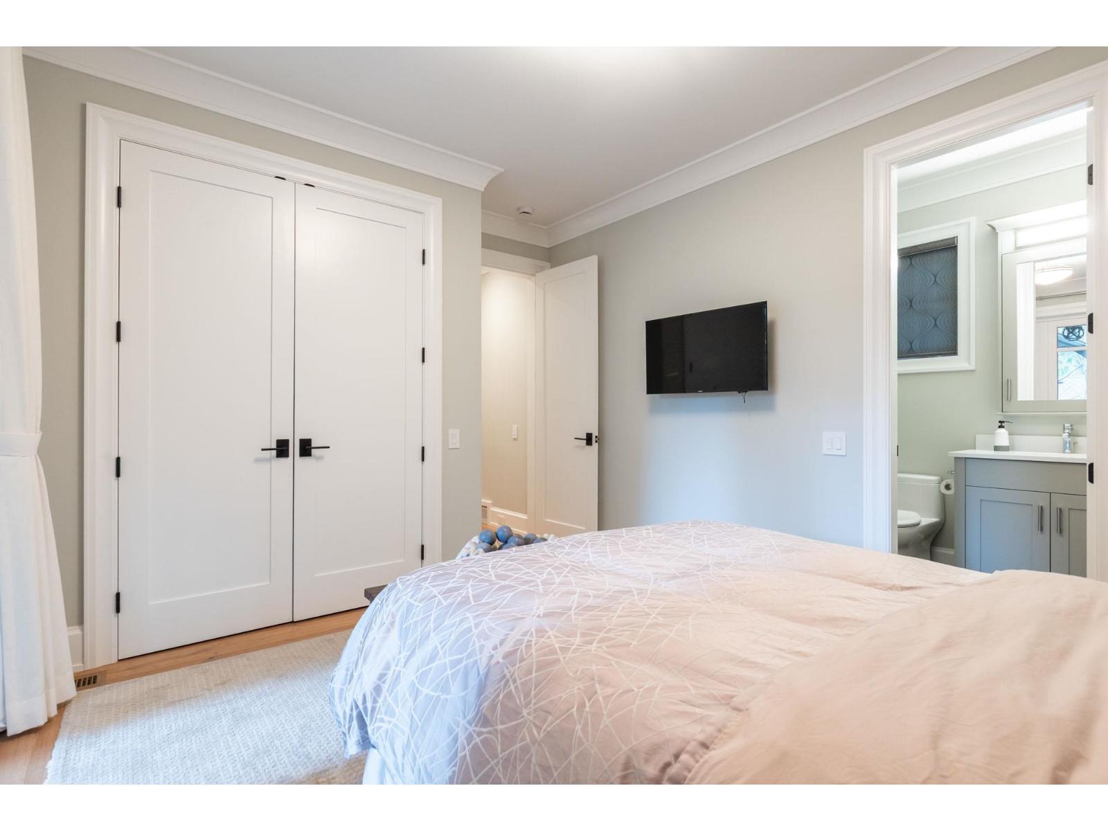 2615 DOGWOOD DRIVE, Surrey