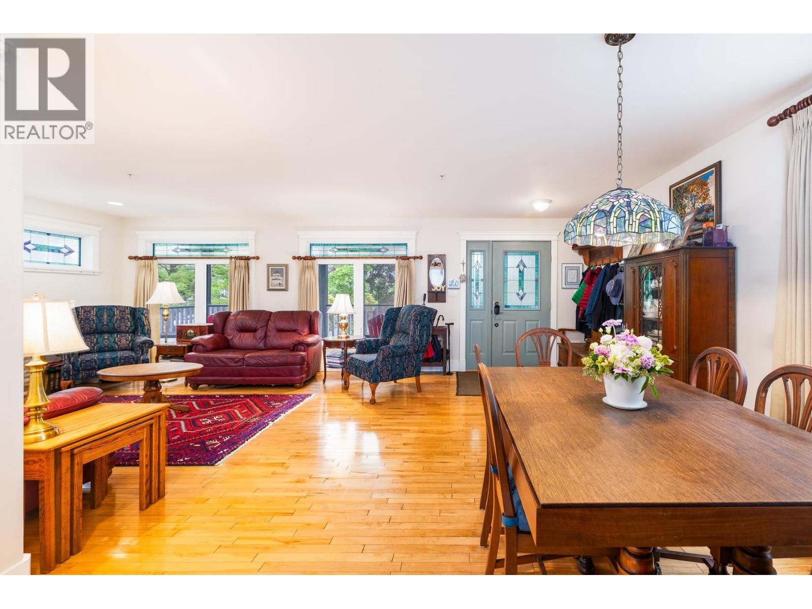 4337 W 15TH AVENUE, Vancouver