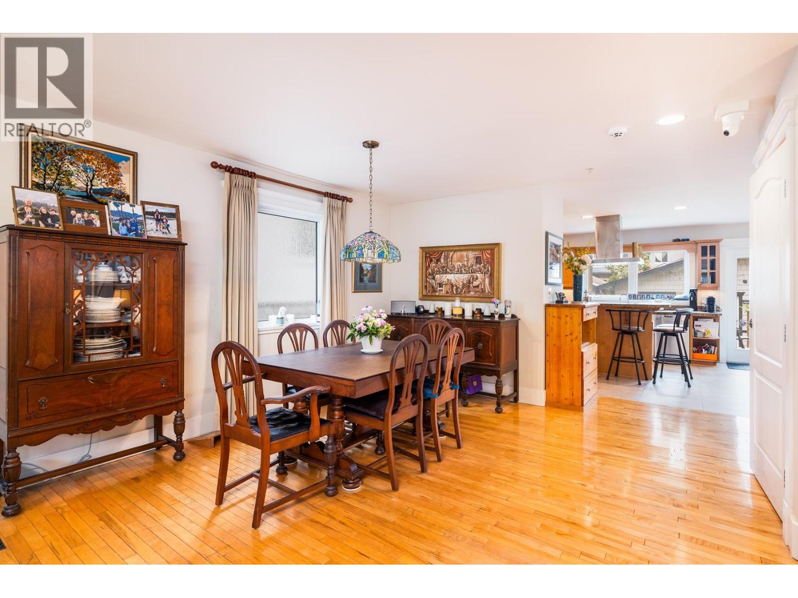 4337 W 15TH AVENUE, Vancouver