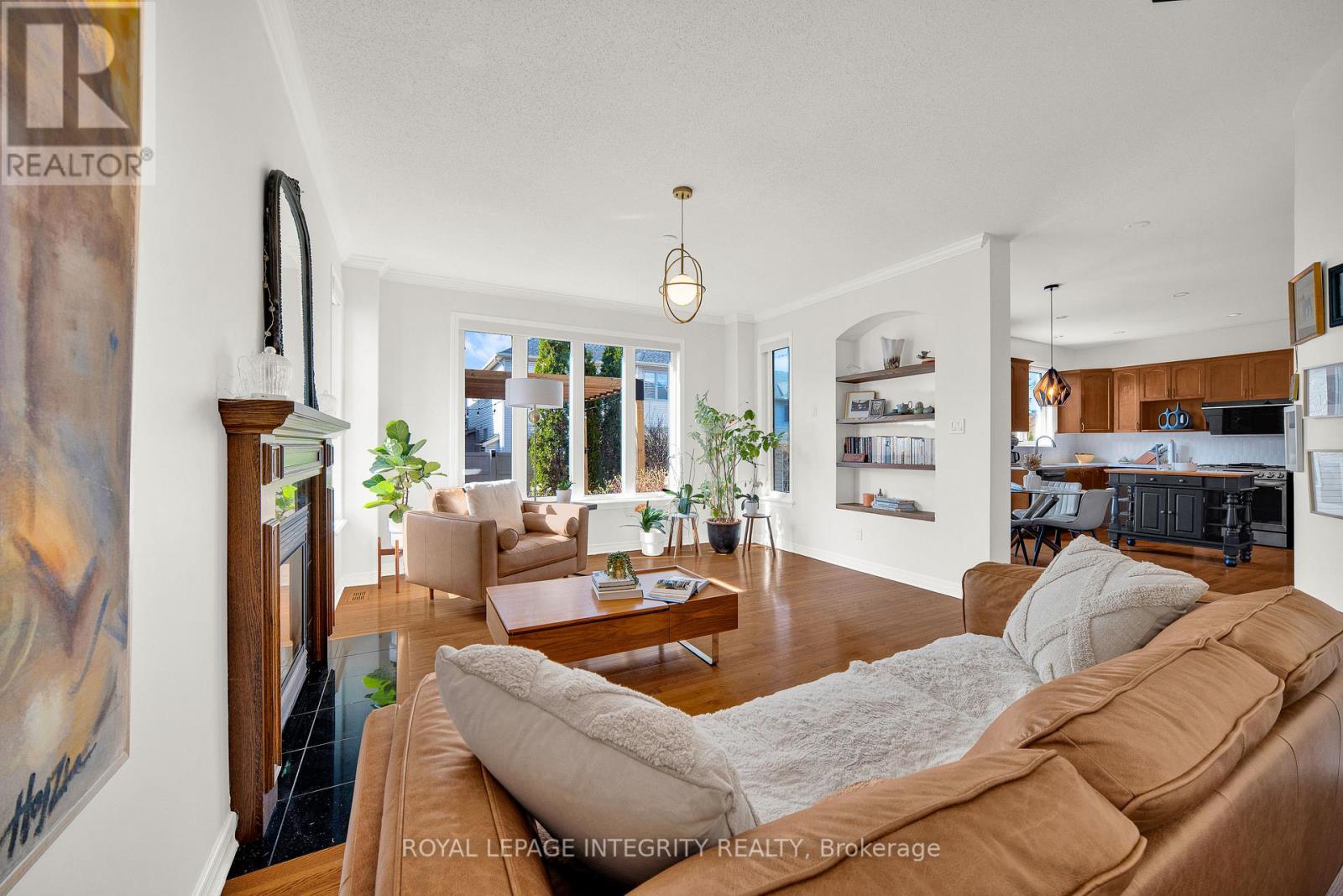 154 RODEO DRIVE - 10