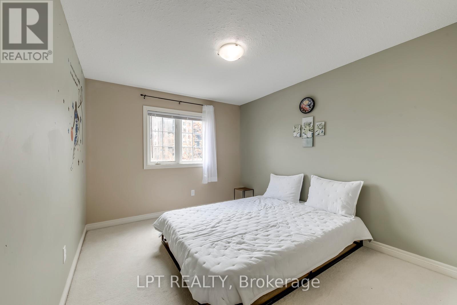 #6 10 FALLOWFIELD DRIVE - 26