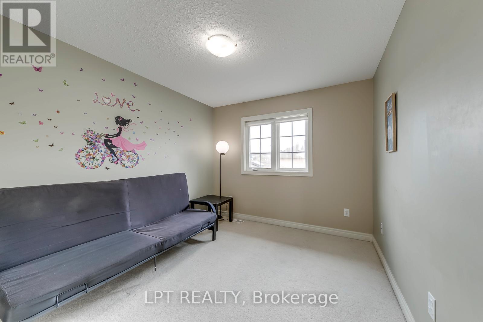 #6 10 FALLOWFIELD DRIVE - 29