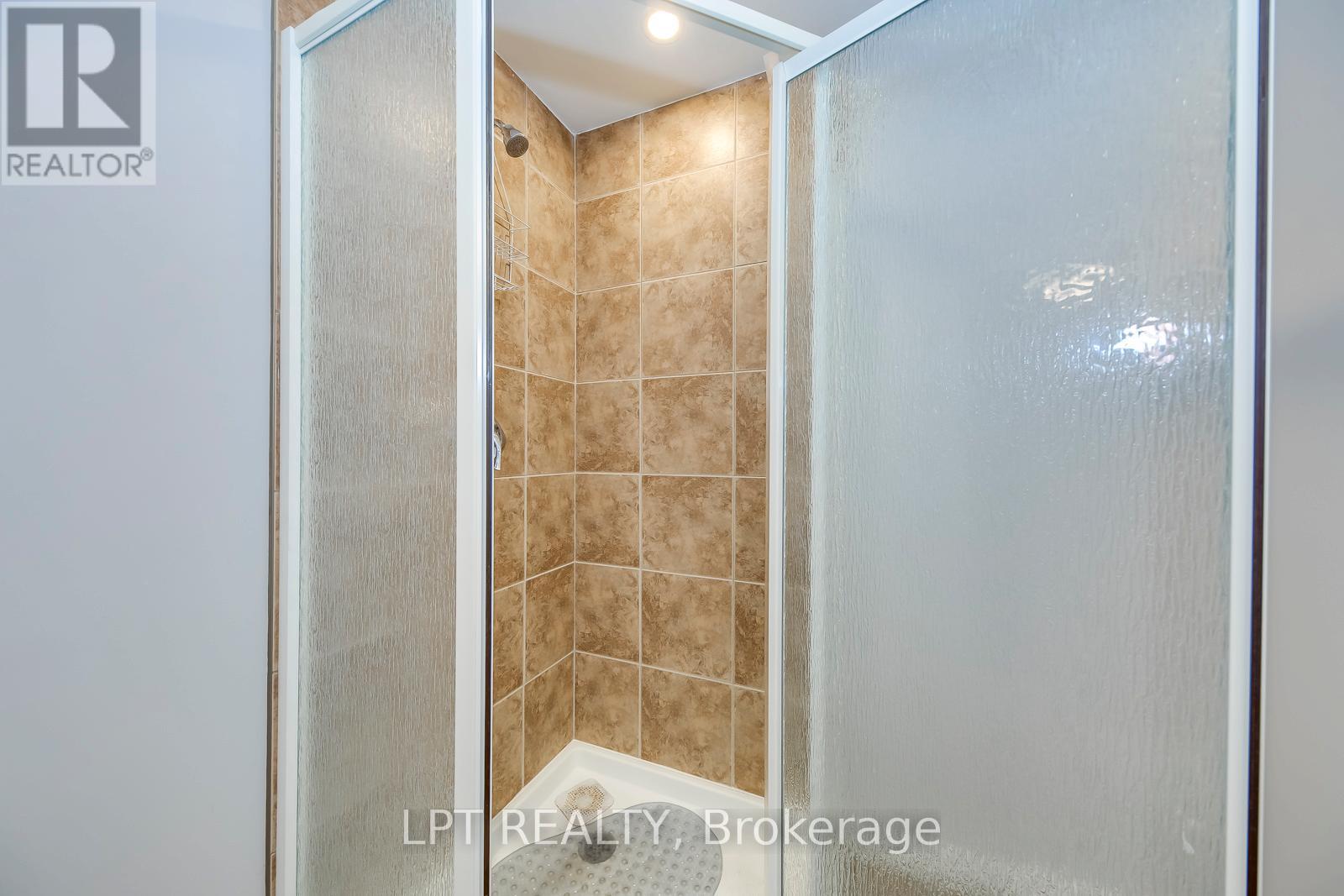 #6 10 FALLOWFIELD DRIVE - 38