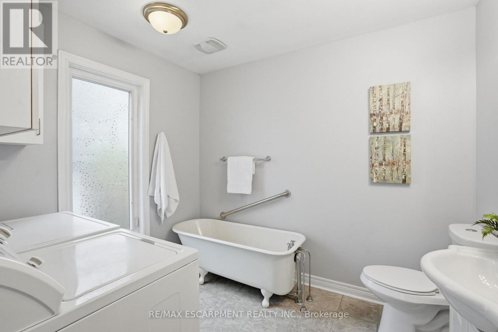230 BEACH BOULEVARD - 13