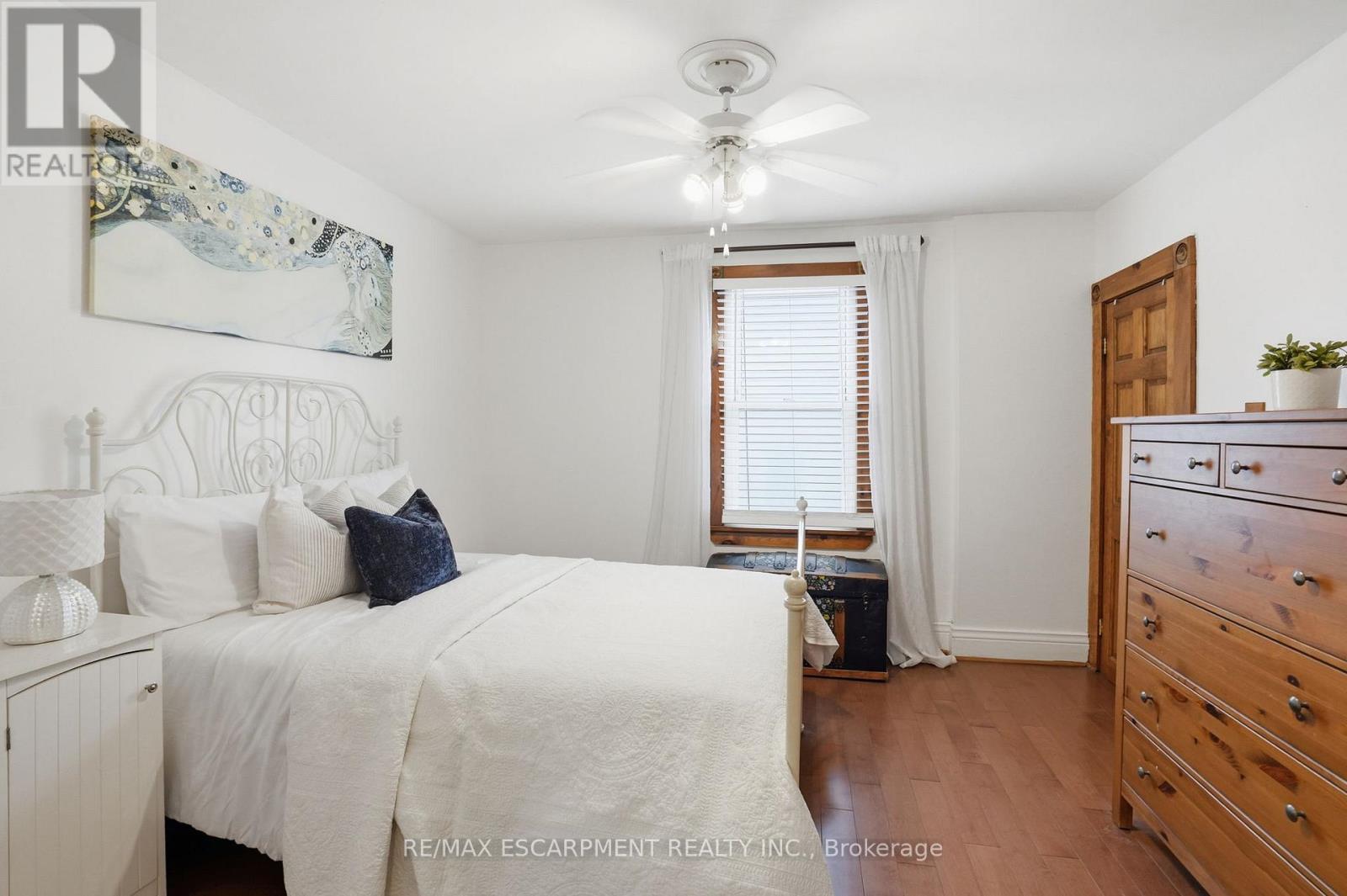 230 BEACH BOULEVARD - 17