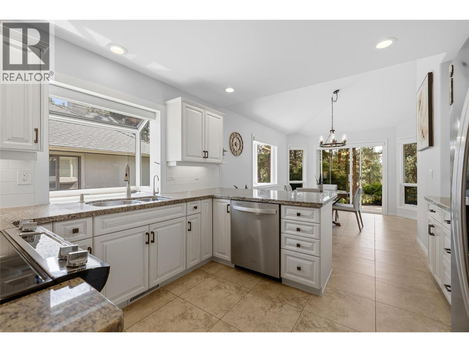 4034 Gallaghers Terrace, Kelowna