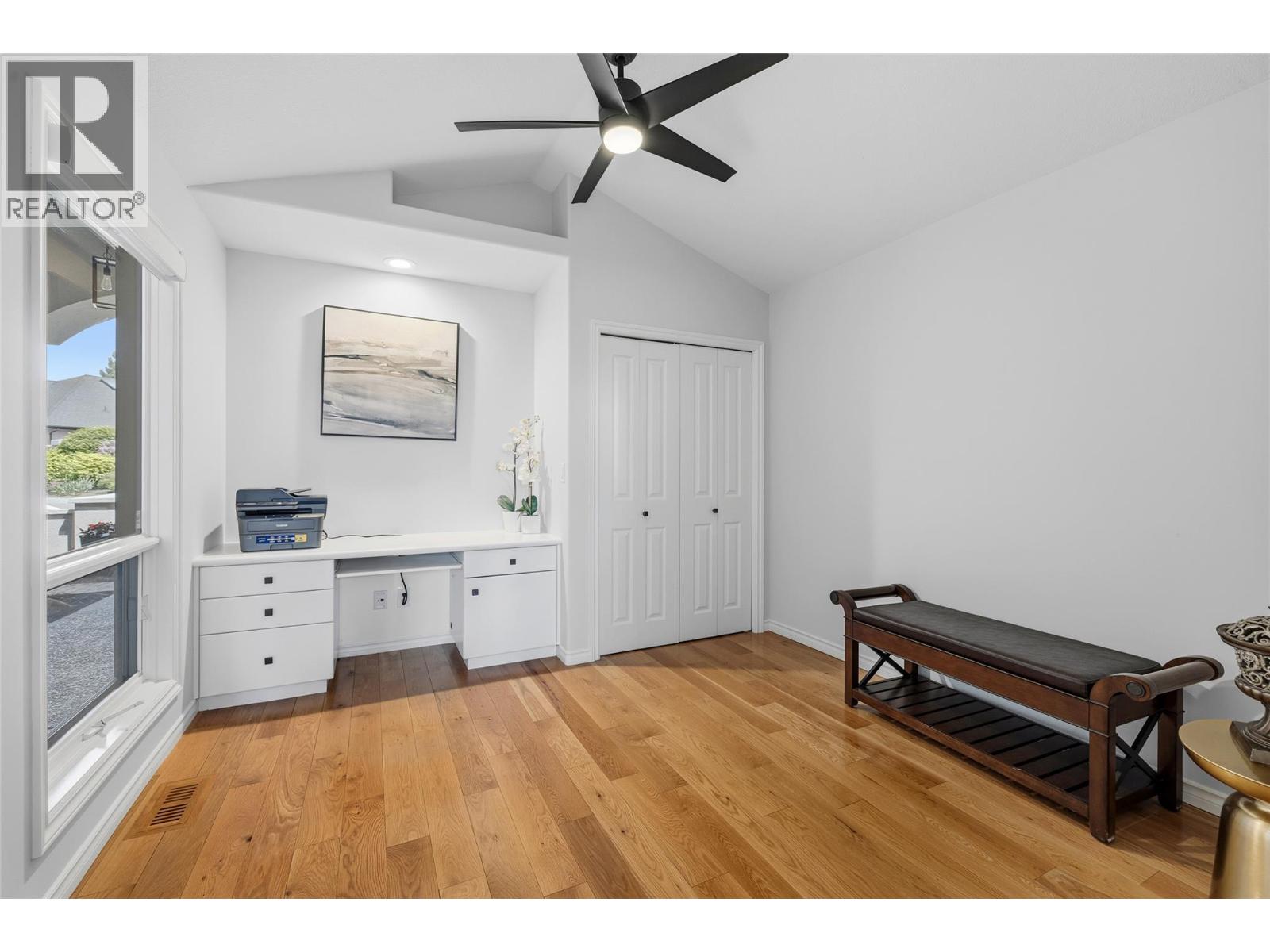 4034 Gallaghers Terrace, Kelowna