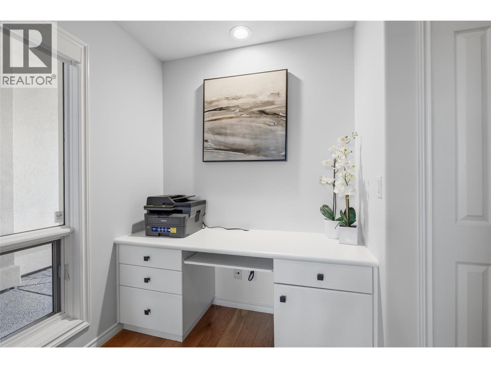 4034 Gallaghers Terrace, Kelowna