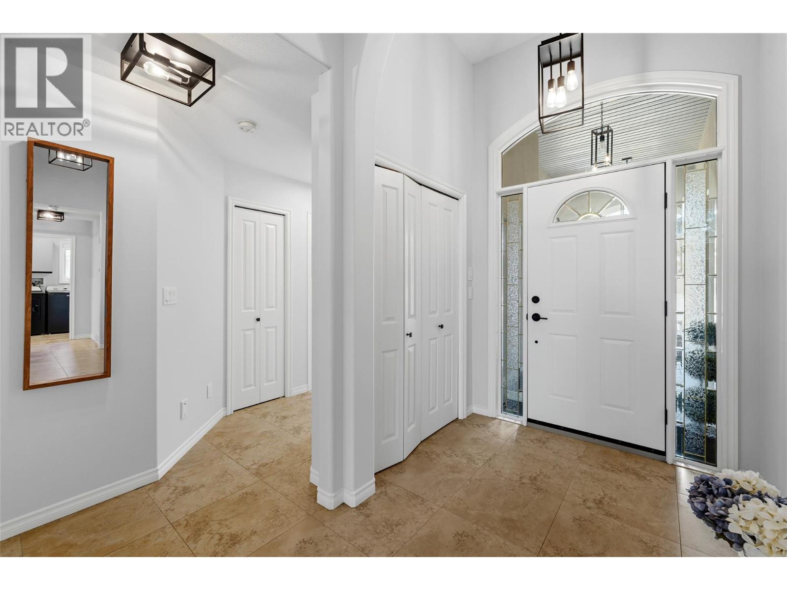 4034 Gallaghers Terrace, Kelowna