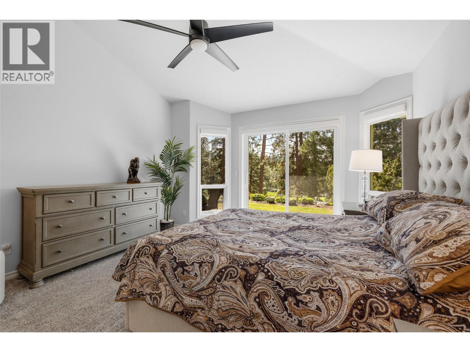4034 Gallaghers Terrace, Kelowna