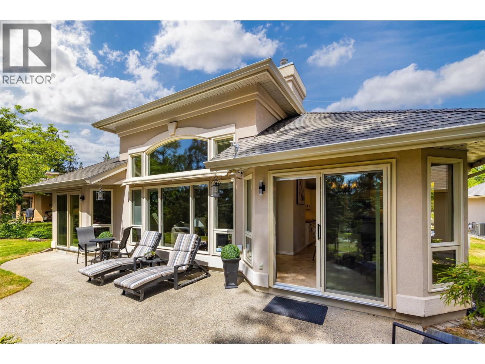 4034 Gallaghers Terrace, Kelowna