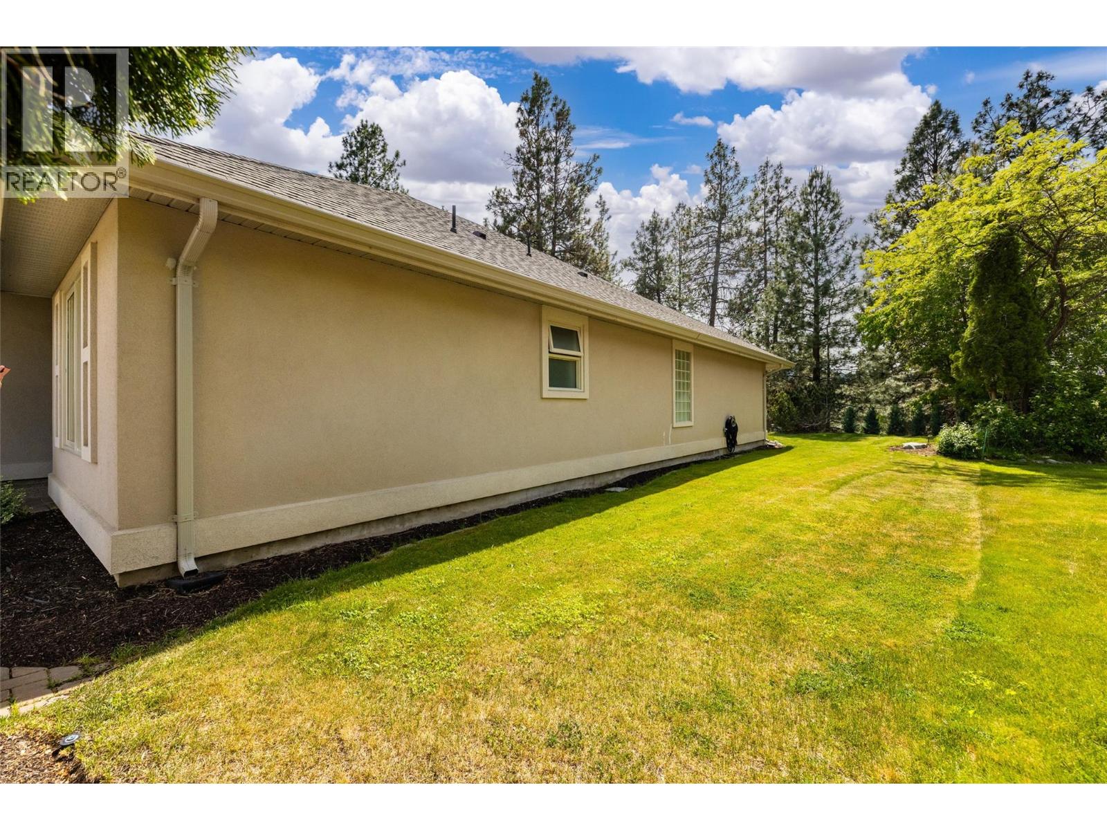 4034 Gallaghers Terrace, Kelowna