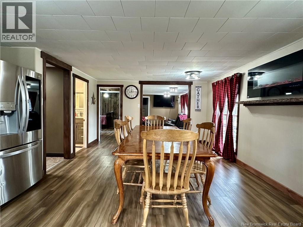 12 Hazelton Road - 22