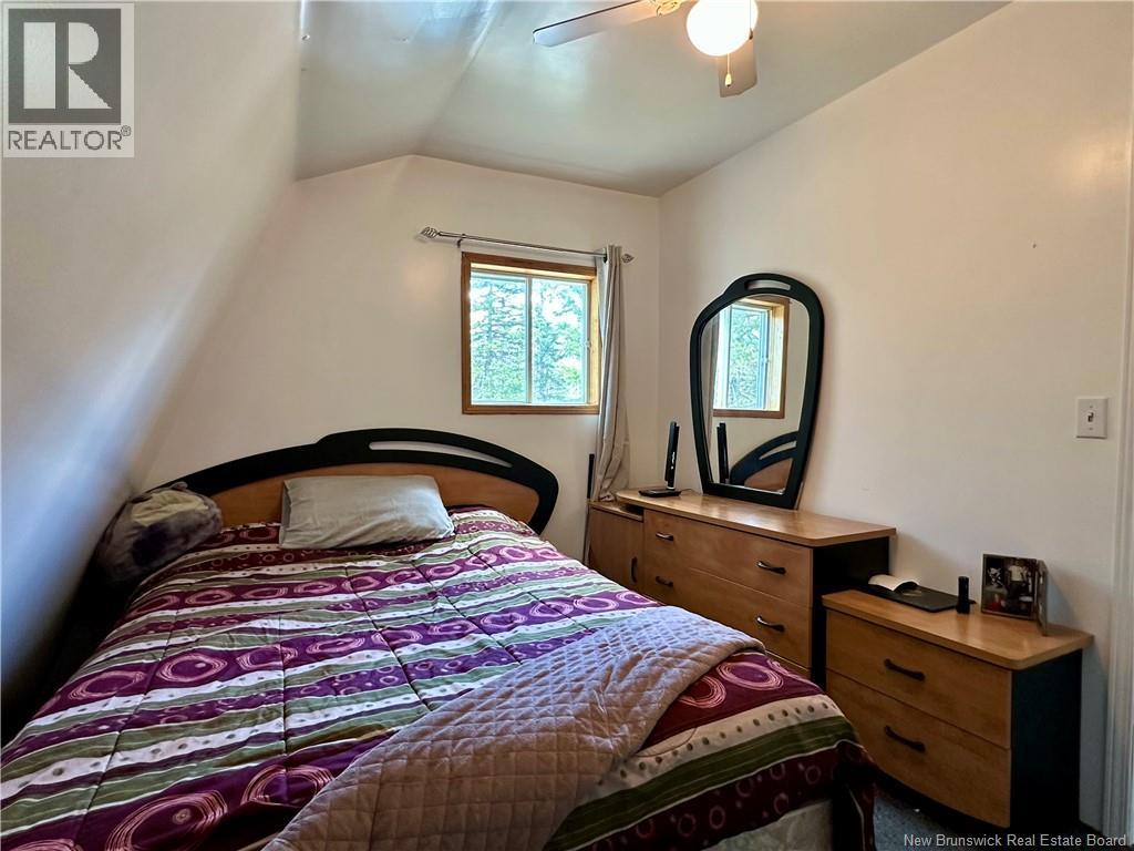 12 Hazelton Road - 47