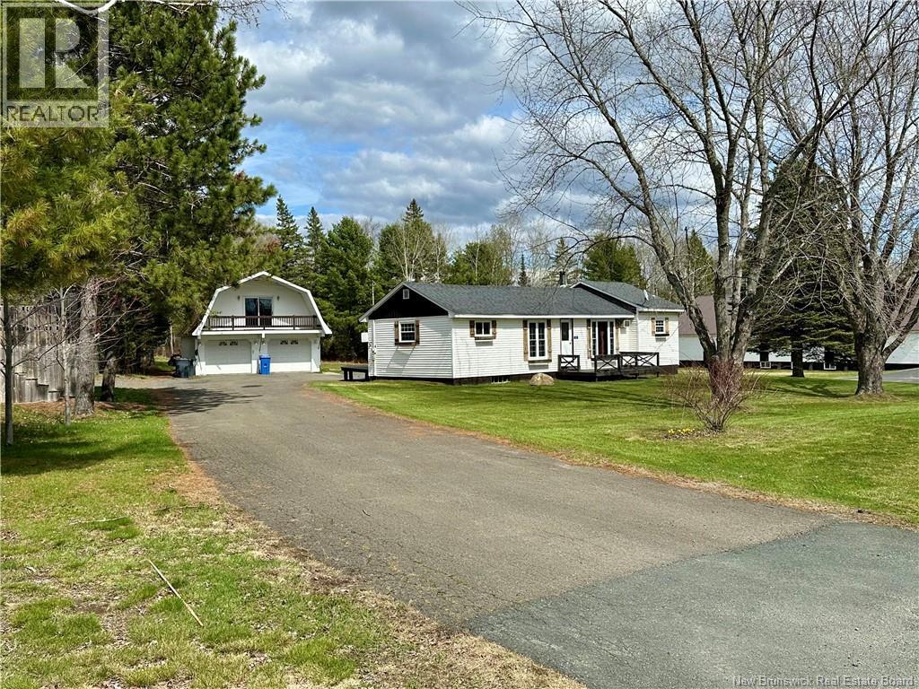 12 Hazelton Road - 5