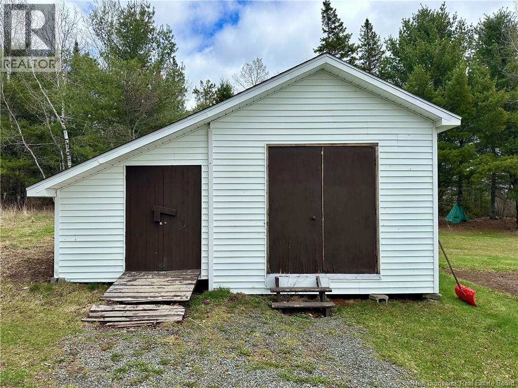 12 Hazelton Road - 50