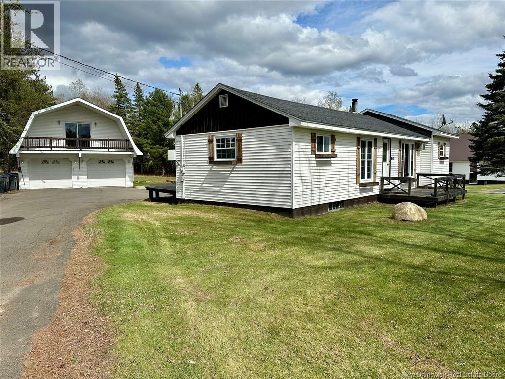 12 Hazelton Road - 7