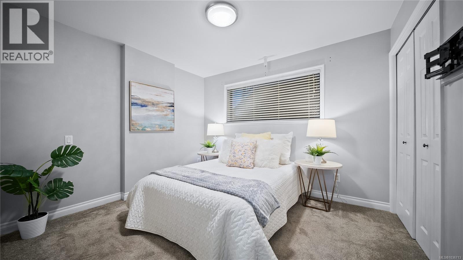 #102 866 Goldstream Ave - 17