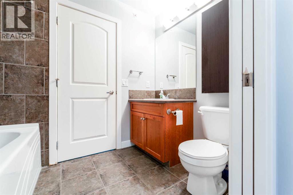 #401 323 18 Avenue SW - 16