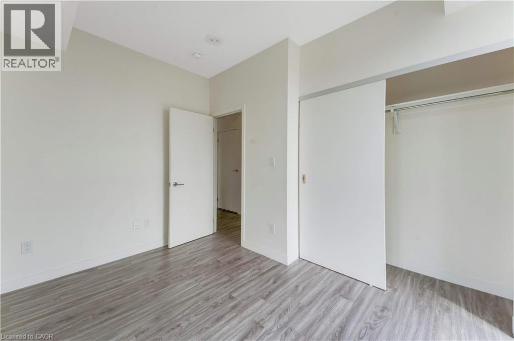 128 N KING Street N Unit# 904, Waterloo, Ontario, N2J0E9 — Photo 5