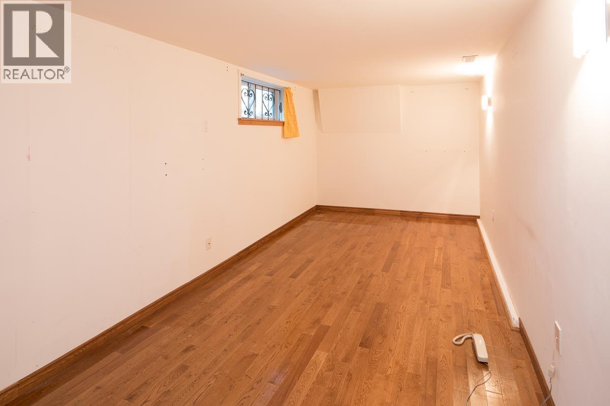 2305 W 3RD AVENUE, Vancouver