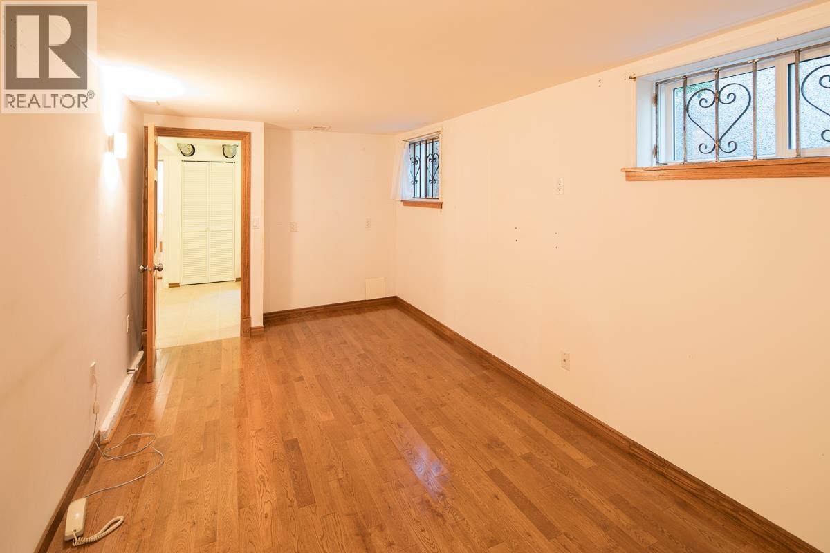 2305 W 3RD AVENUE, Vancouver