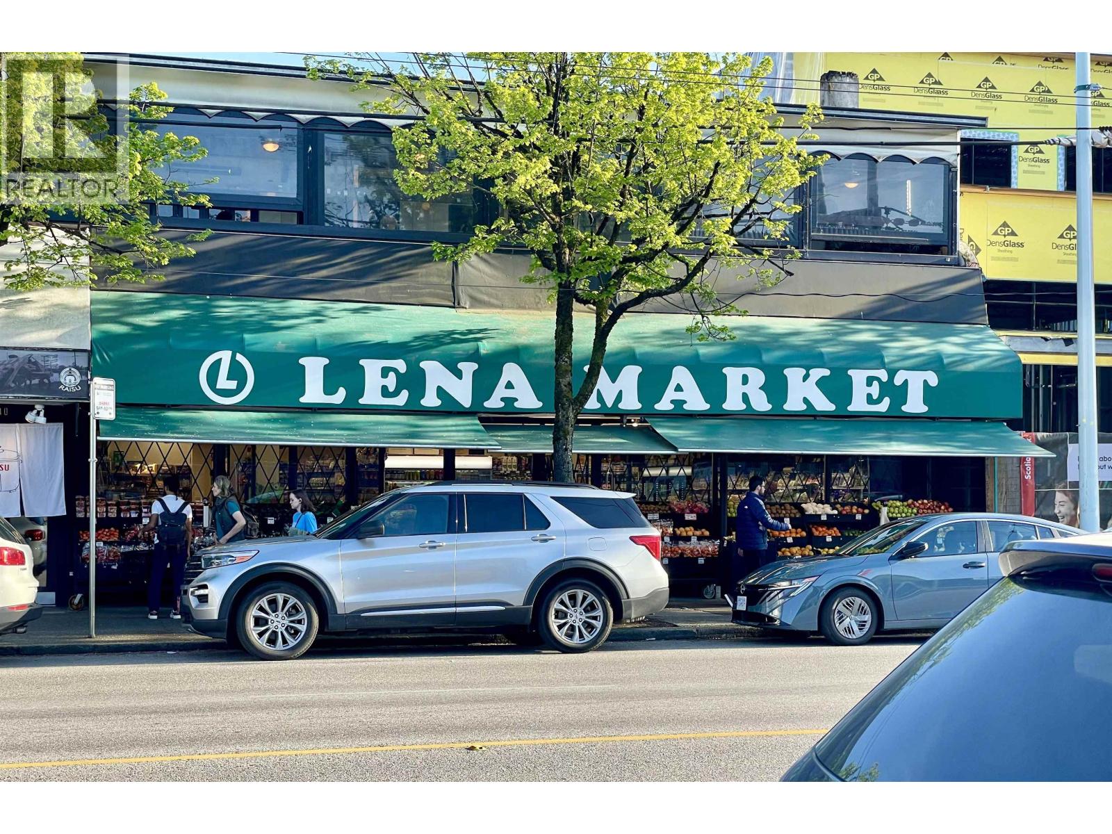2305 W 3RD AVENUE, Vancouver