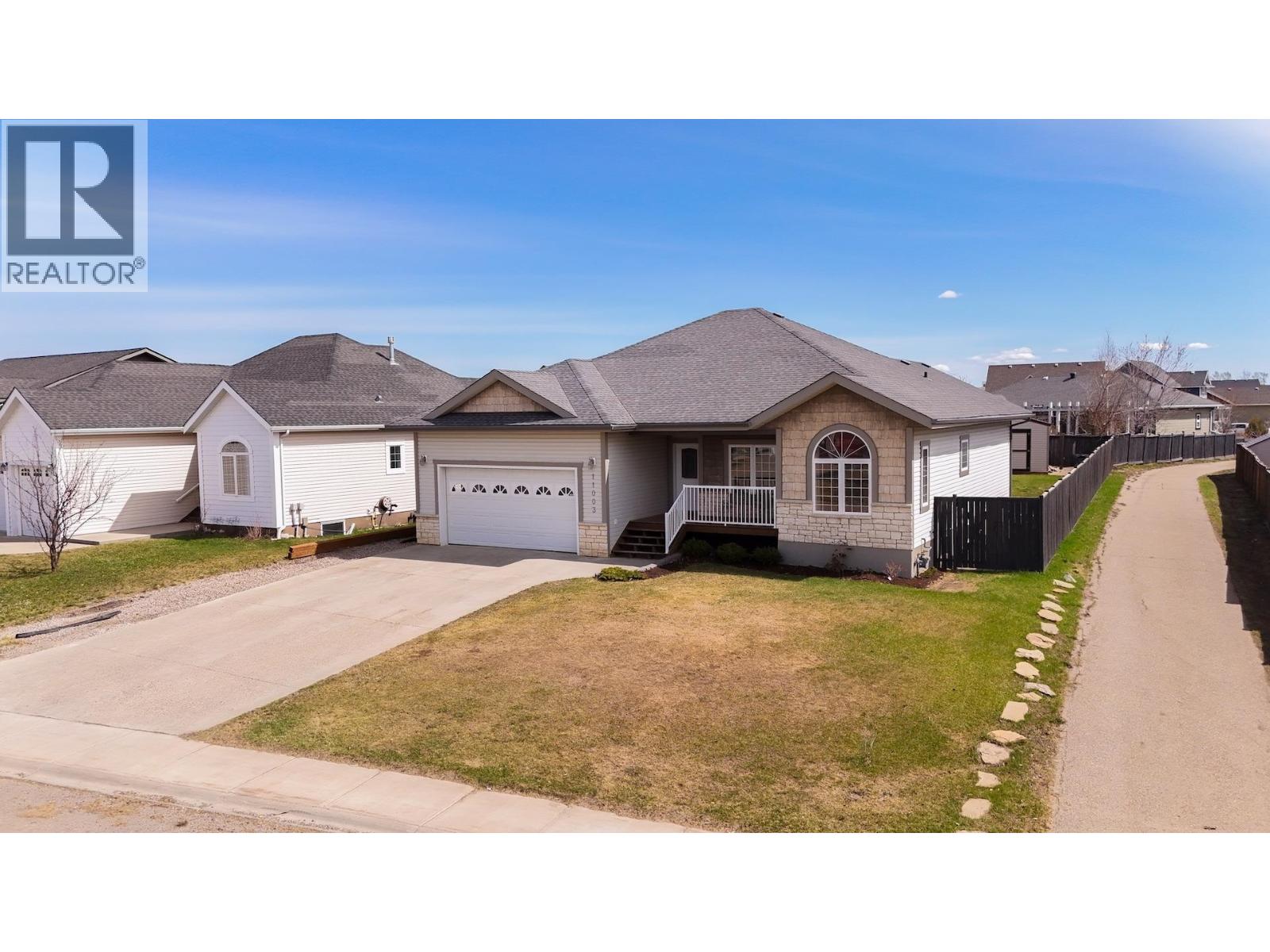 11003 88A STREET - 2