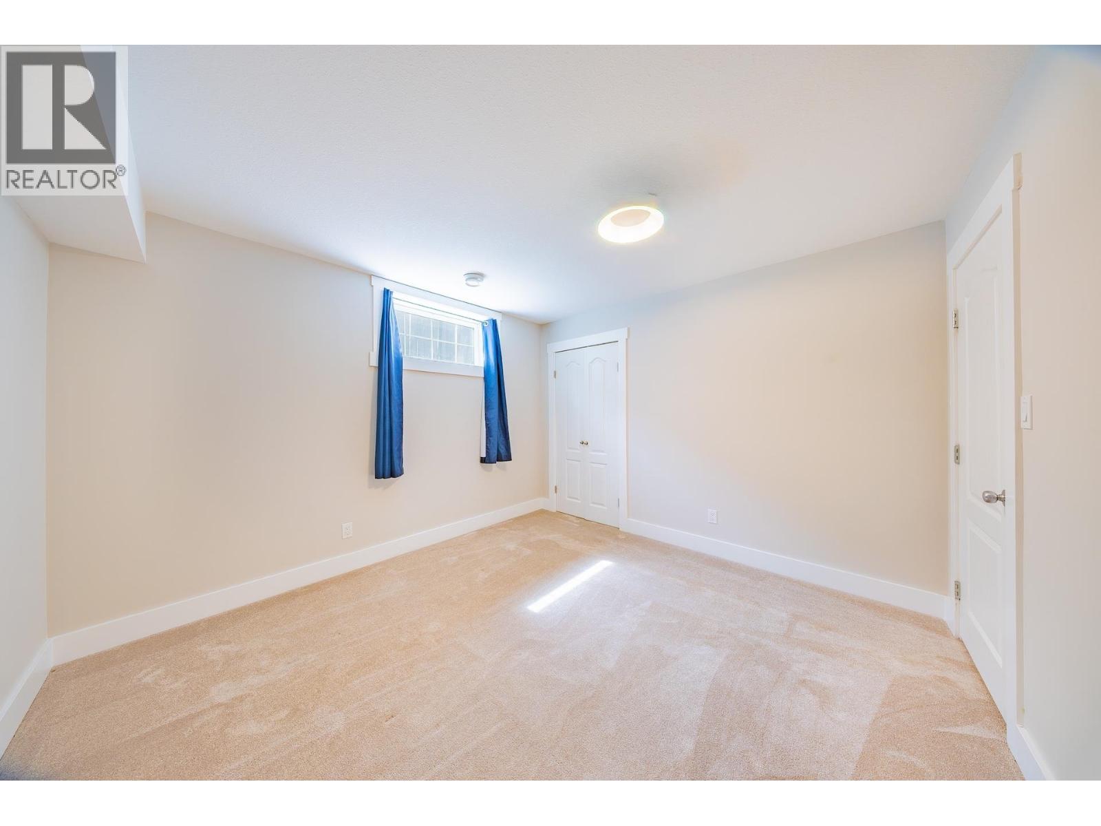 11003 88A STREET - 31