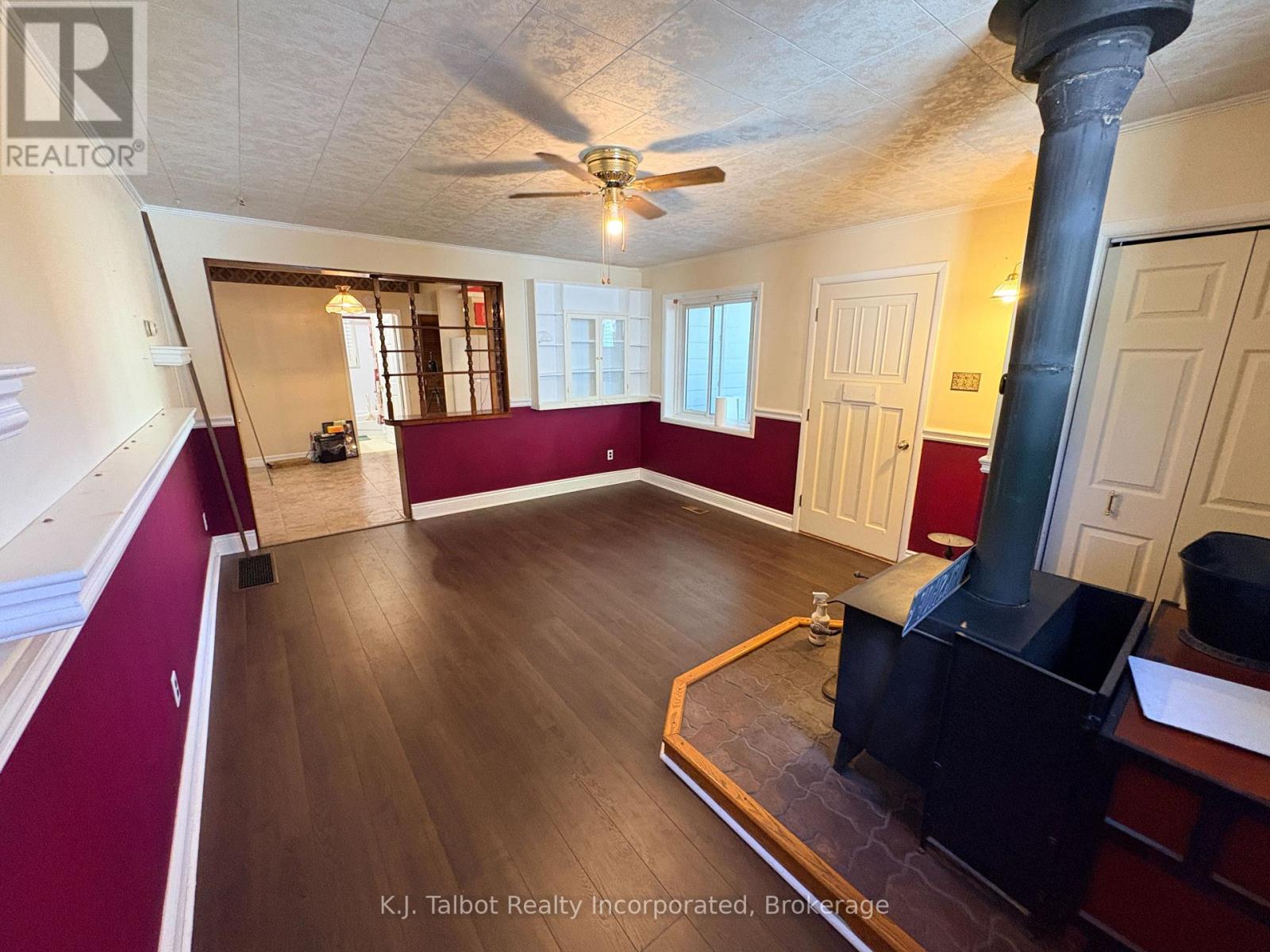 103 BRUCE STREET E - 27