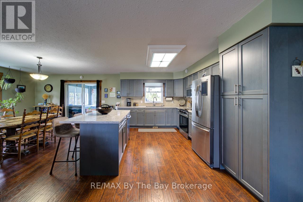 794140 OSPREY CLEARVIEW TOWNLINE - 10
