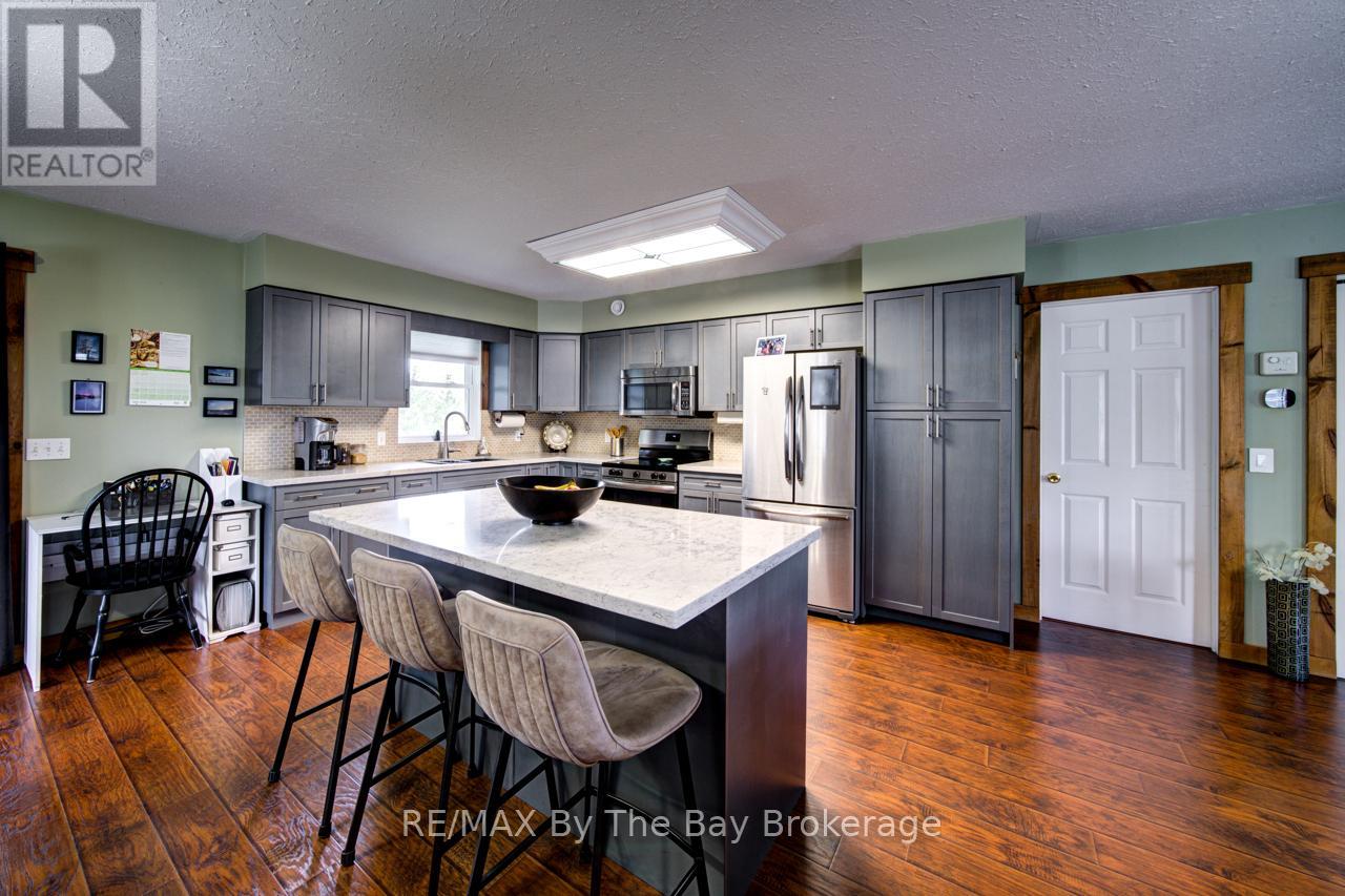 794140 OSPREY CLEARVIEW TOWNLINE - 11