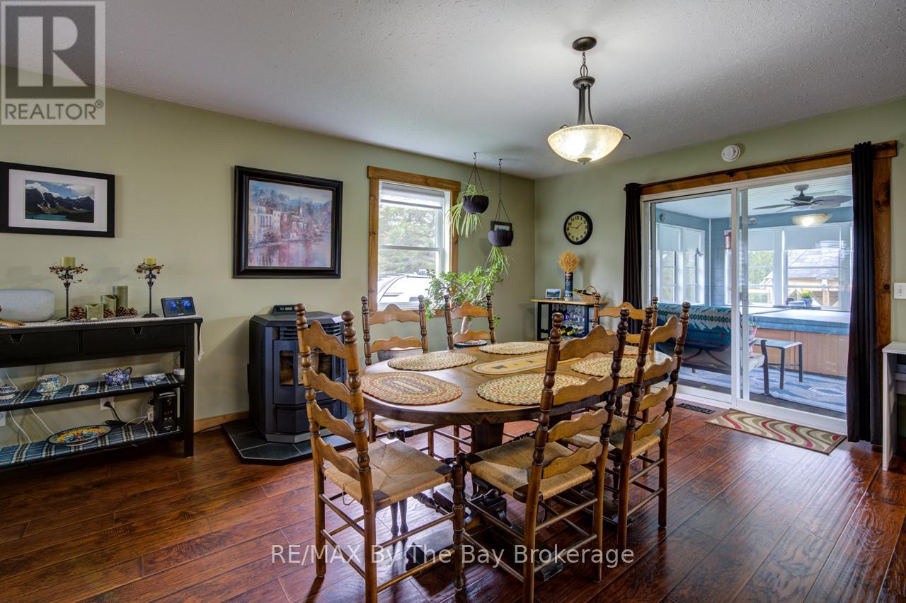 794140 OSPREY CLEARVIEW TOWNLINE - 14