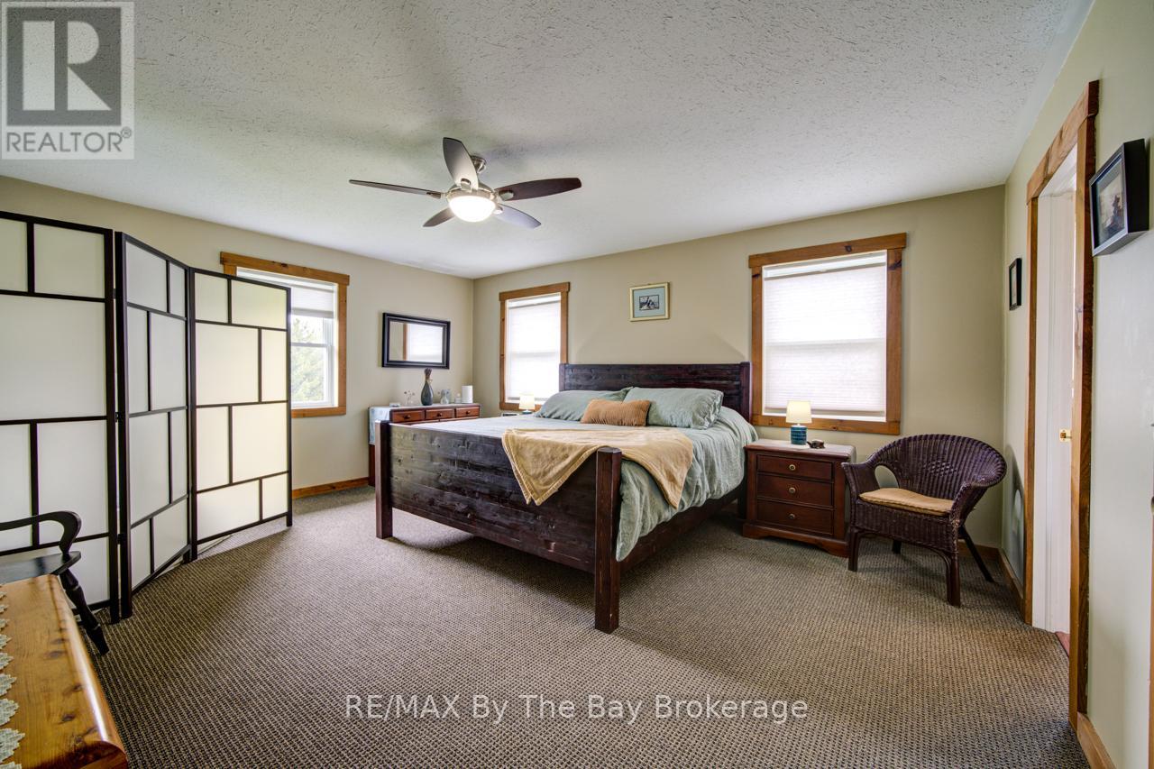794140 OSPREY CLEARVIEW TOWNLINE - 17