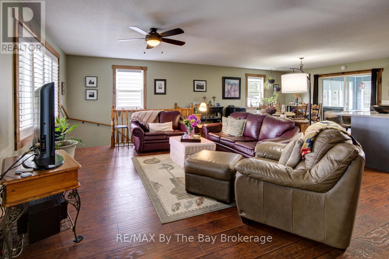 794140 OSPREY CLEARVIEW TOWNLINE - 7