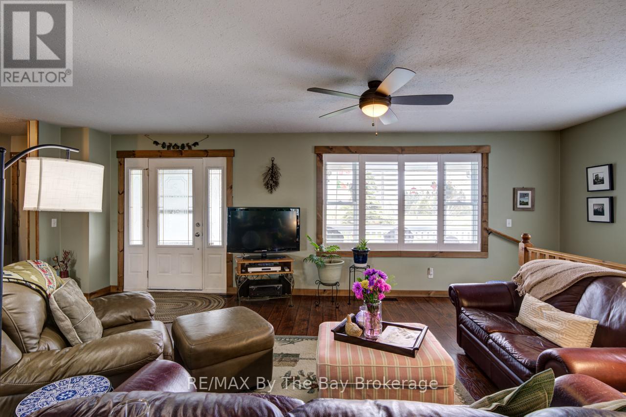 794140 OSPREY CLEARVIEW TOWNLINE - 8