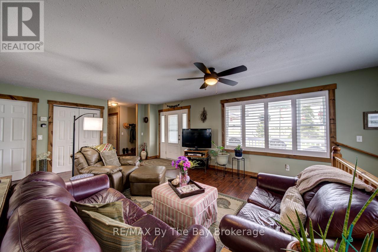 794140 OSPREY CLEARVIEW TOWNLINE - 9