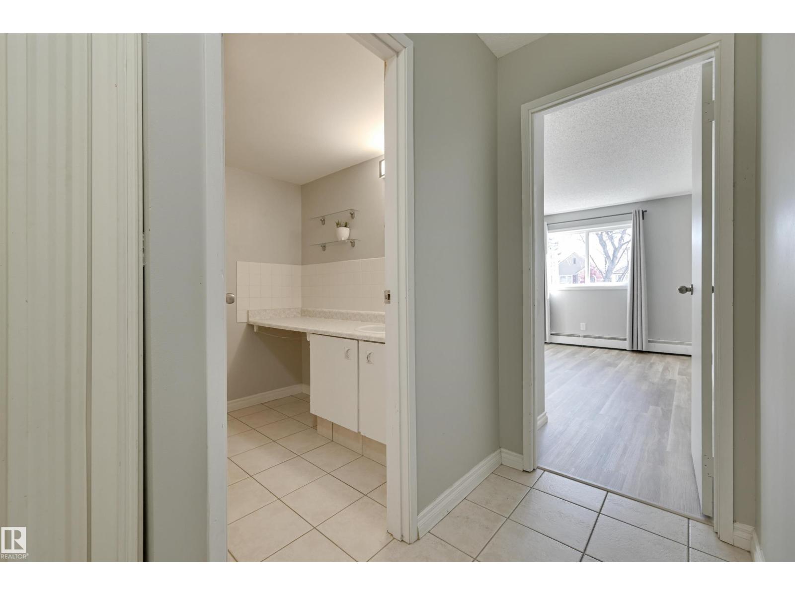 #113 10838 108 ST NW, Edmonton