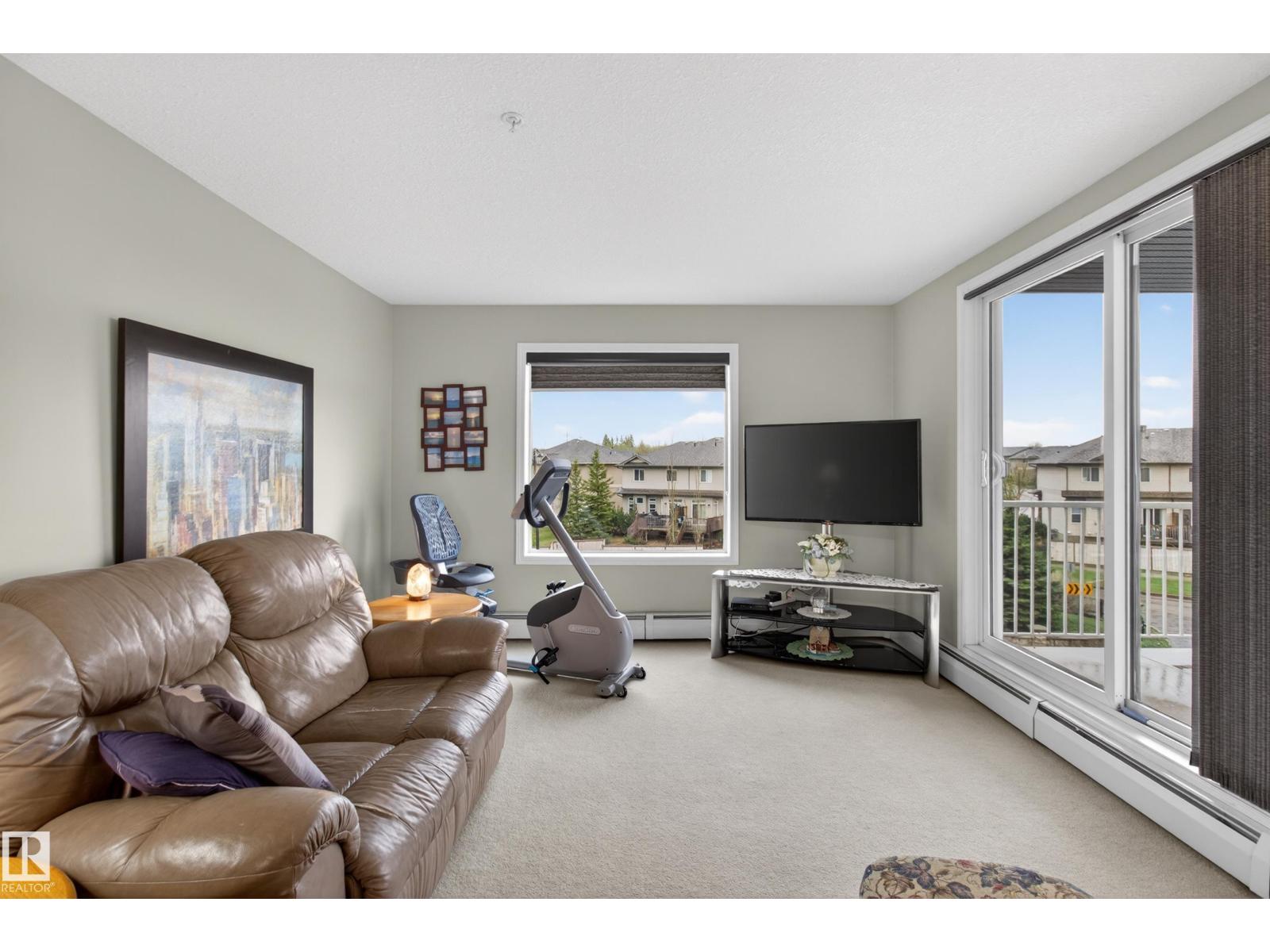 #322 42 SUMMERWOOD BV, Sherwood Park