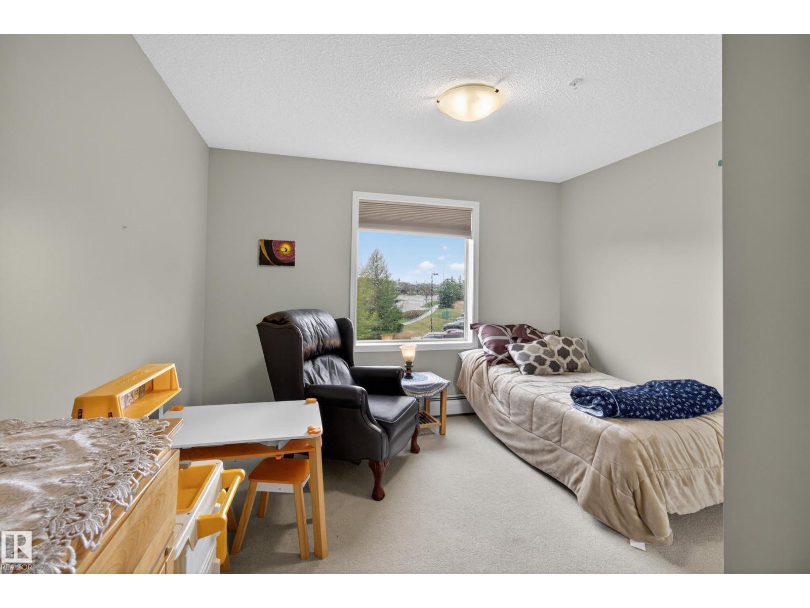 #322 42 SUMMERWOOD BV, Sherwood Park