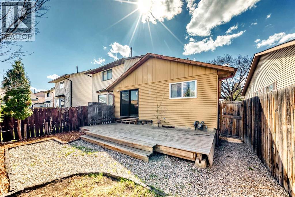 4208 58 Street NE - 20