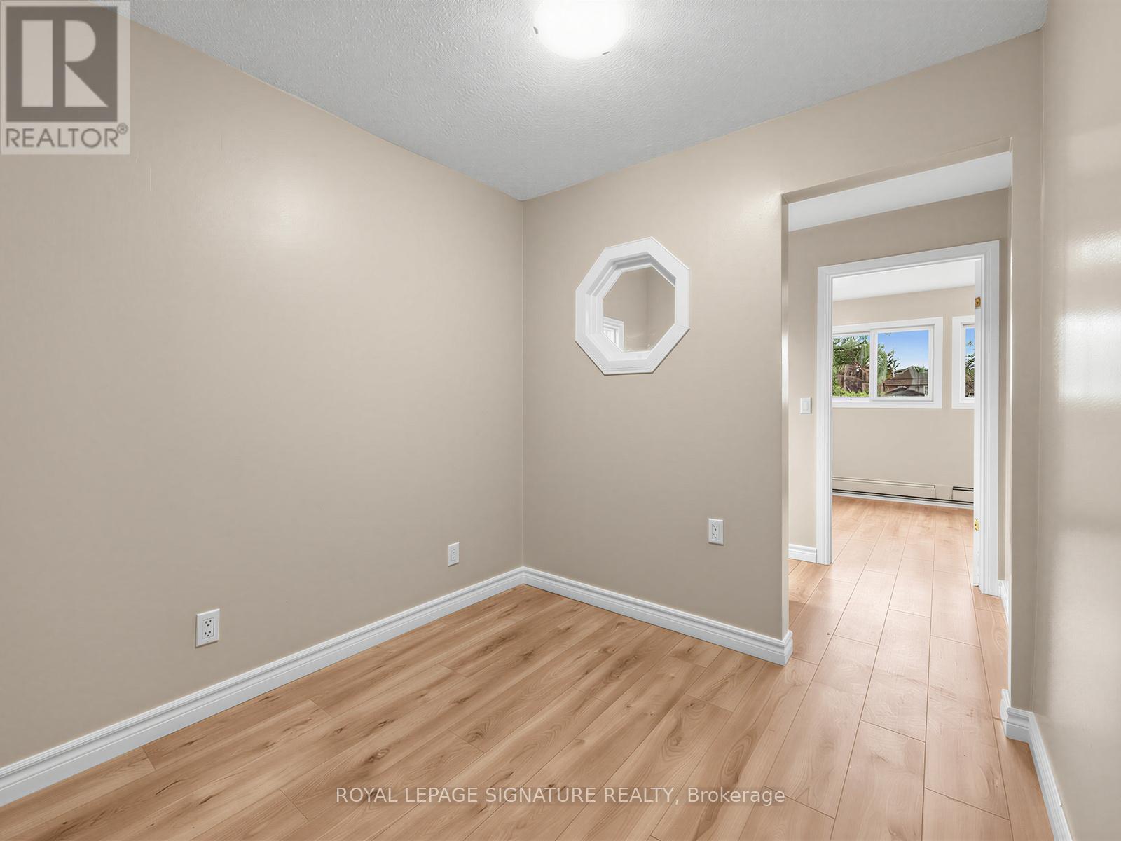 1157 ROSELAWN AVENUE - 20